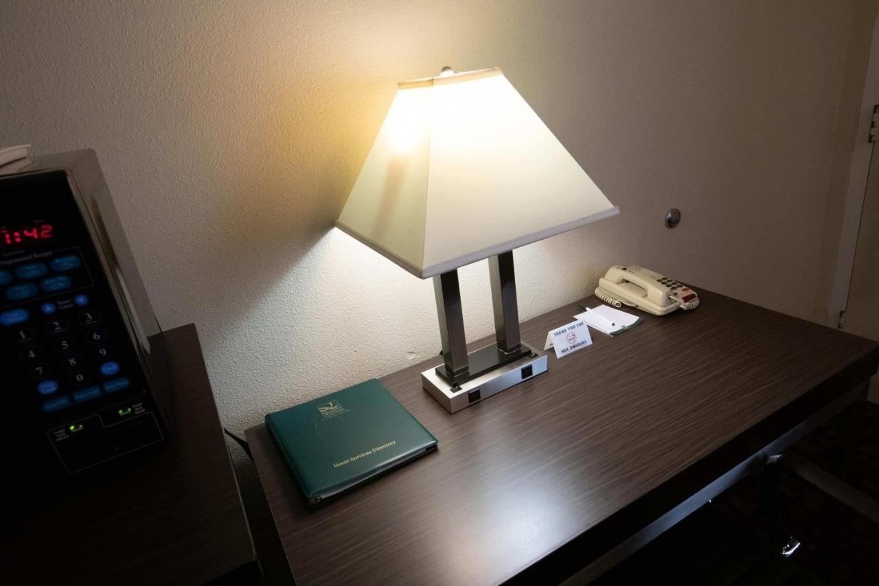 Quality Inn Sacramento Convention Center Ngoại thất bức ảnh