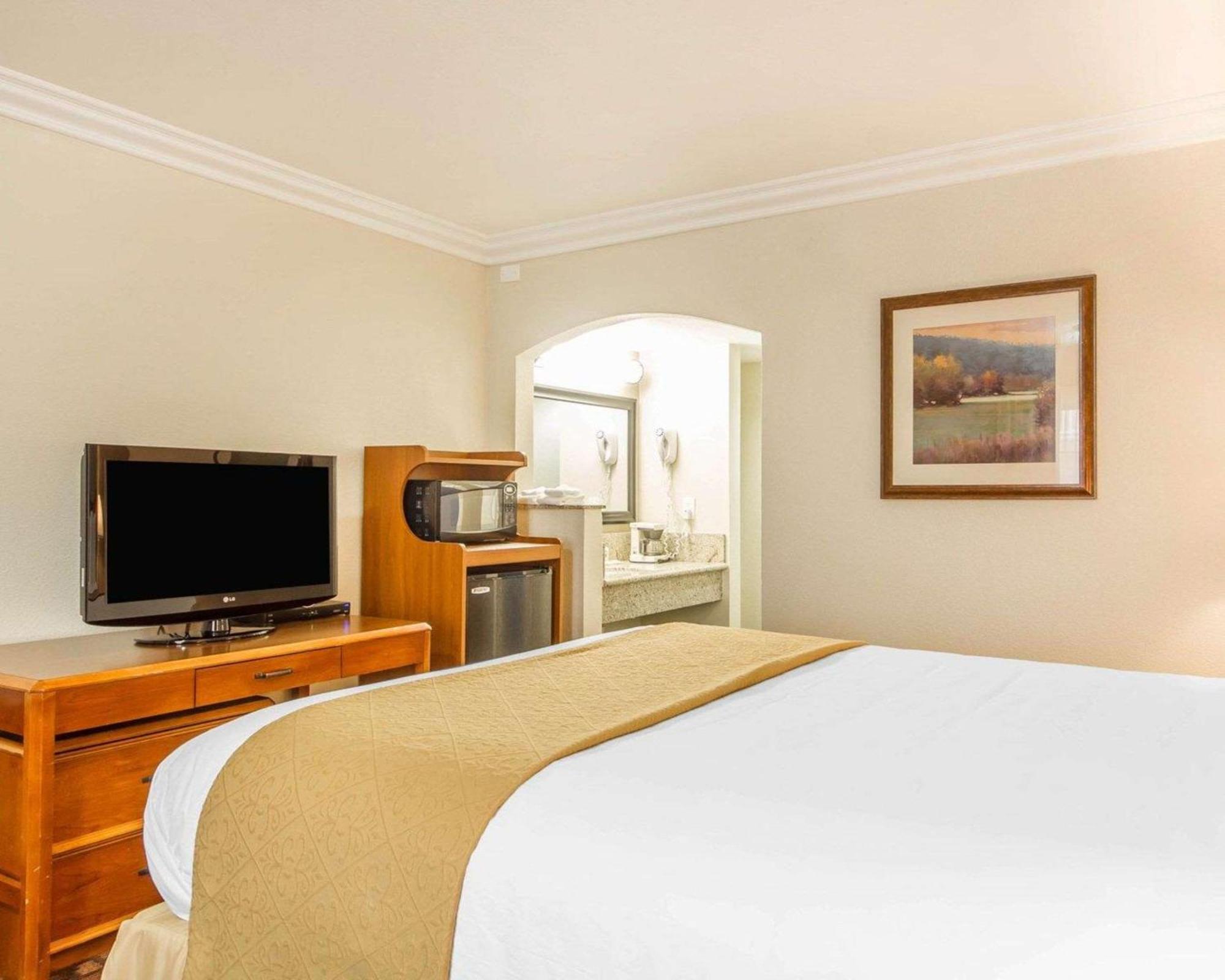 Quality Inn Sacramento Convention Center Ngoại thất bức ảnh